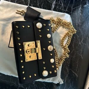 Gucci, pearl purse